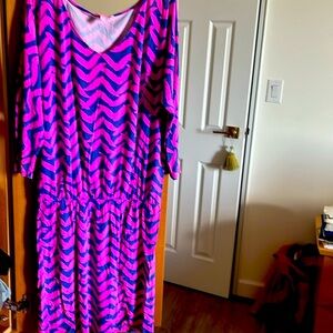 Lily Pulitzer dress in bright pink n blue sz M -L